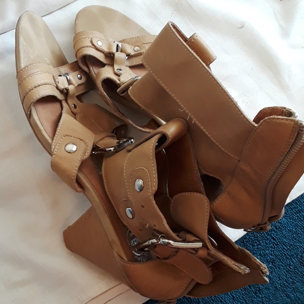 Women shoe